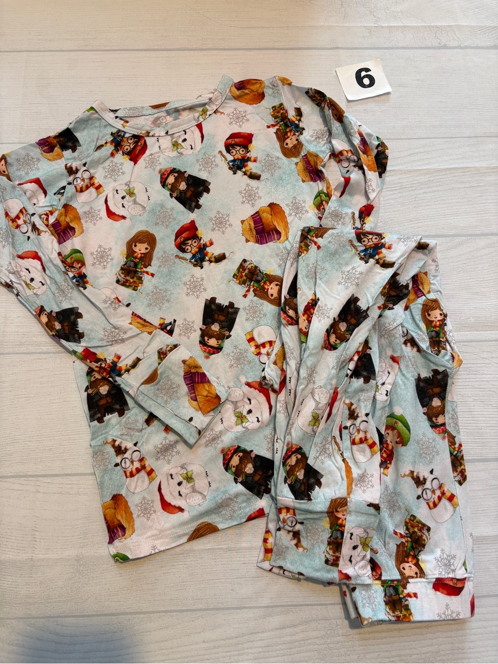 Charlie’s Project Harry Potter Festive Kids Pajama Set size 6